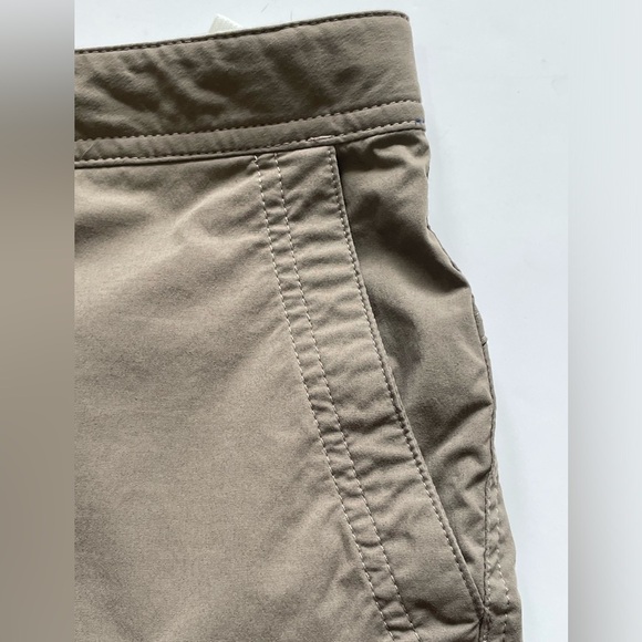L.L. Bean Cargo Hiking Lightweight Shorts Women’s Size 12 Tan/Brown - Picture 5 of 11